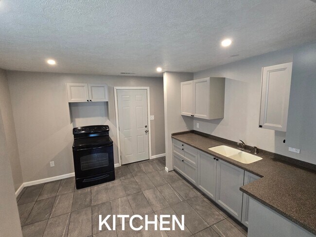 Photo - 2028 W Forest Dr