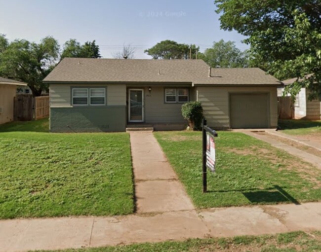 Building Photo - 3-bedroom, 1-bathroom house