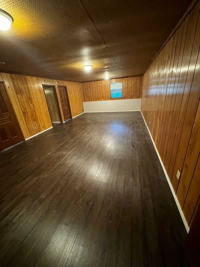 Photo - 2213 Crary St