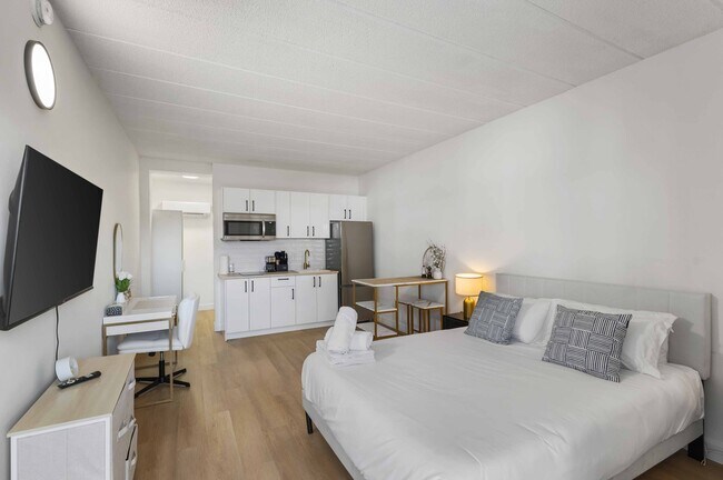 Photo - 7701 Lundy's Ln Unit 19