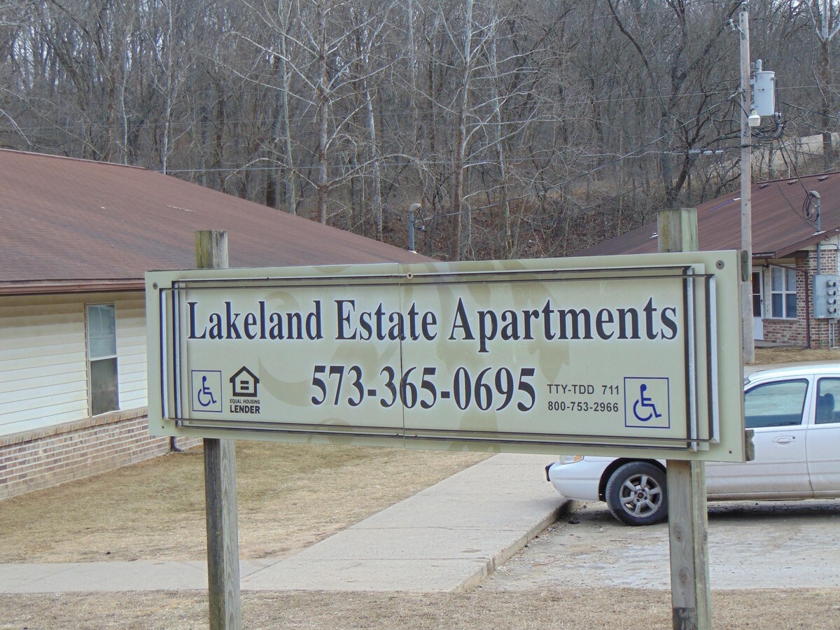 Photo - Lakeland Estates Apartments