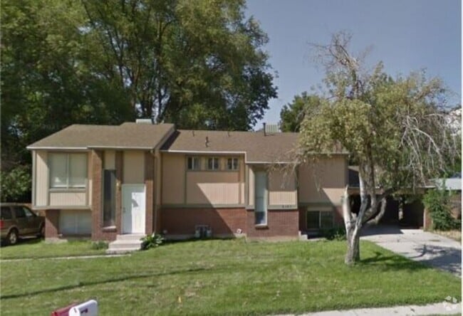 Building Photo - 1815-1817 E Vine St Unit 1817 Rental