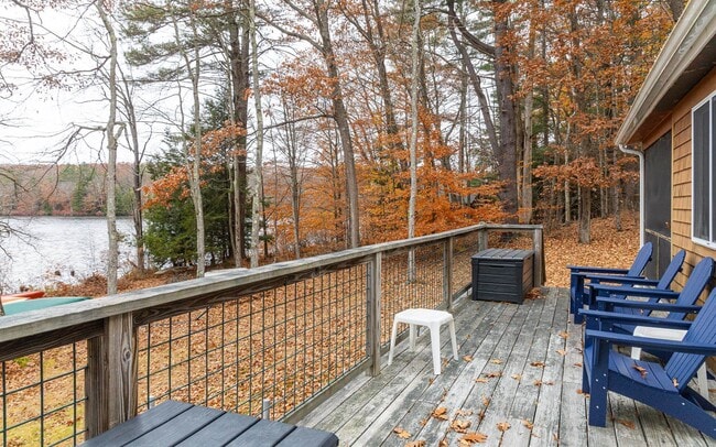 Photo - 978 Forest Rd