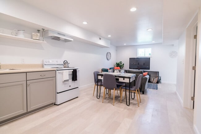 Photo - 412 Allen Dr Unit ID1328872P