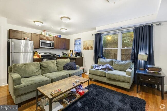 Building Photo - 1429 Poplar St Unit 2C Rental