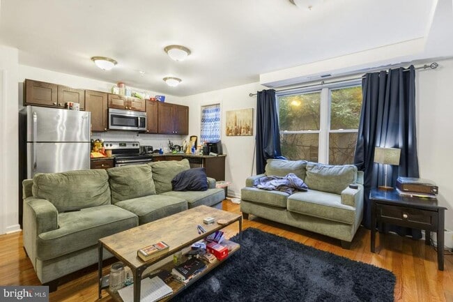 Photo - 1429 Poplar St Apartment Unit 2C