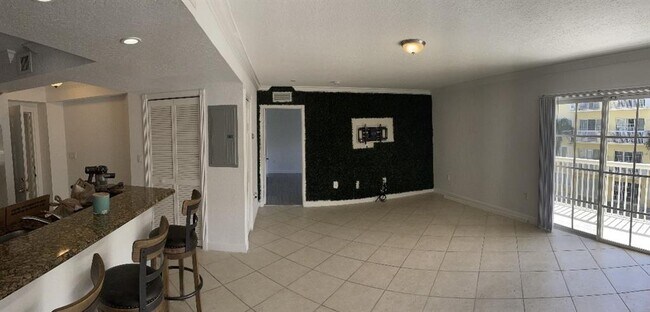 Photo - 6097 Balboa Cir Unit 303