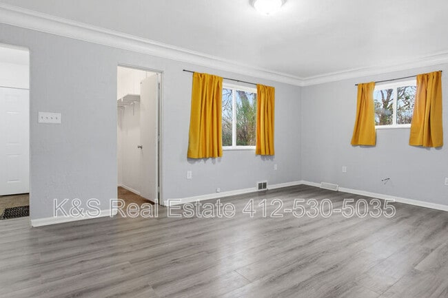 Photo - 9608 Frankstown Rd