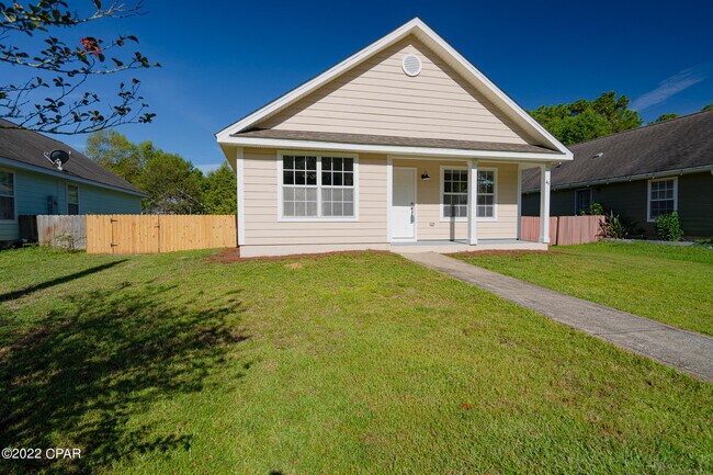 41 N 3rd St House House Rental - Image 