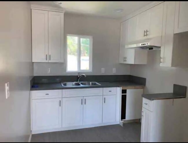 Building Photo - 7753 Milton Ave Unit E Rental