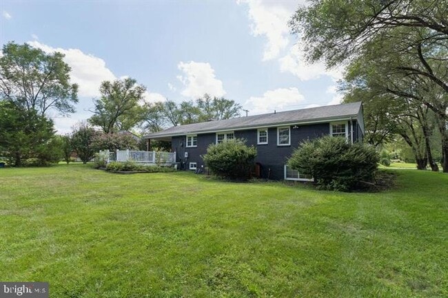 Photo - 5521 Montgomery Rd