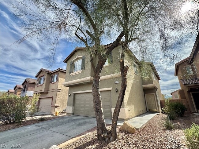 Photo - 3805 Hollycroft Dr