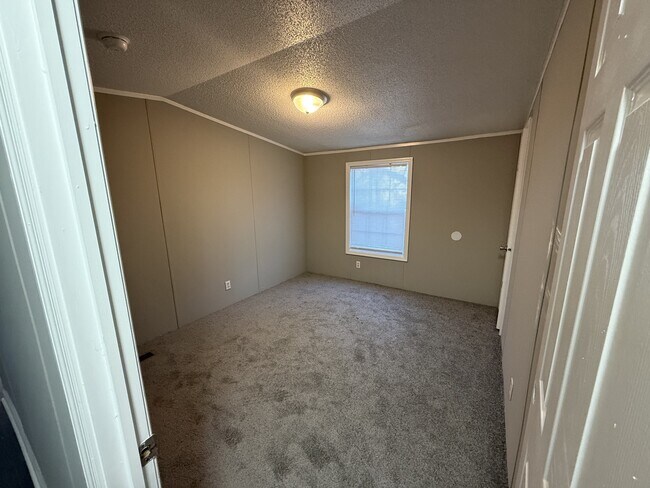 Photo - 1421 Vince Cir