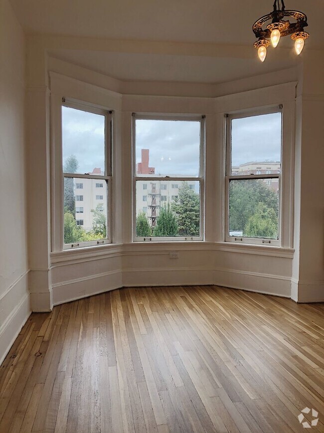 Building Photo - Villa Jene Apartments