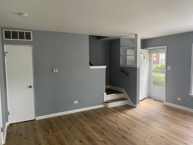 Photo - 1338 Wentworth Ave Unit 1338