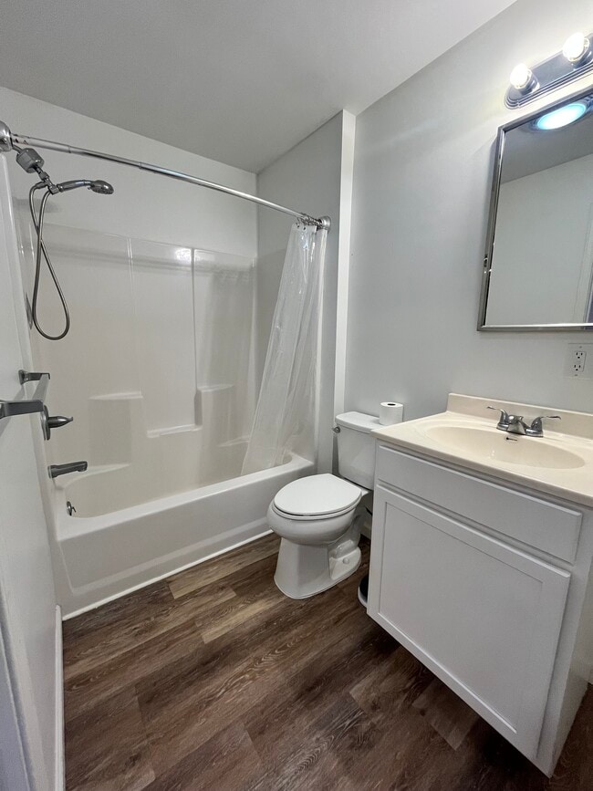 Photo - Church St Commons Unidad 1