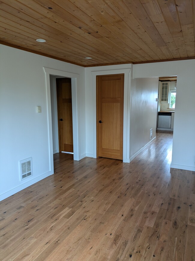 Photo - 4521 S Lucile St