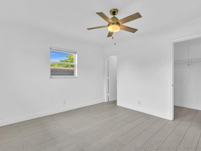 222 NE 9th Ave