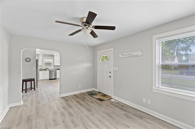 Photo - 218 Beechwood Ave