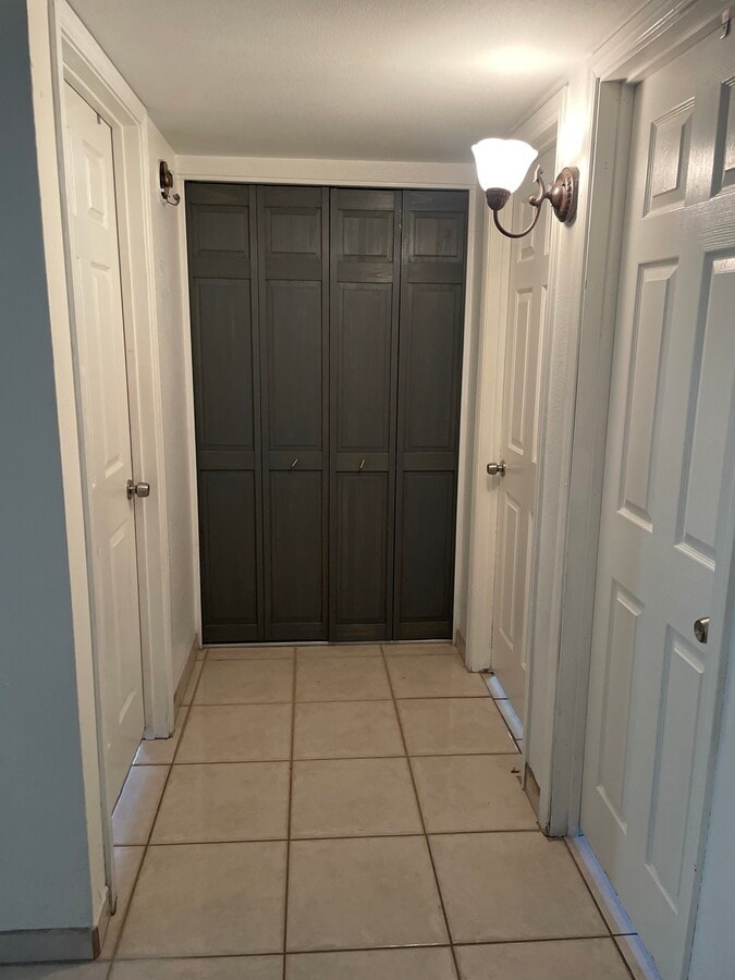 Photo - 4537 N 101st Ave