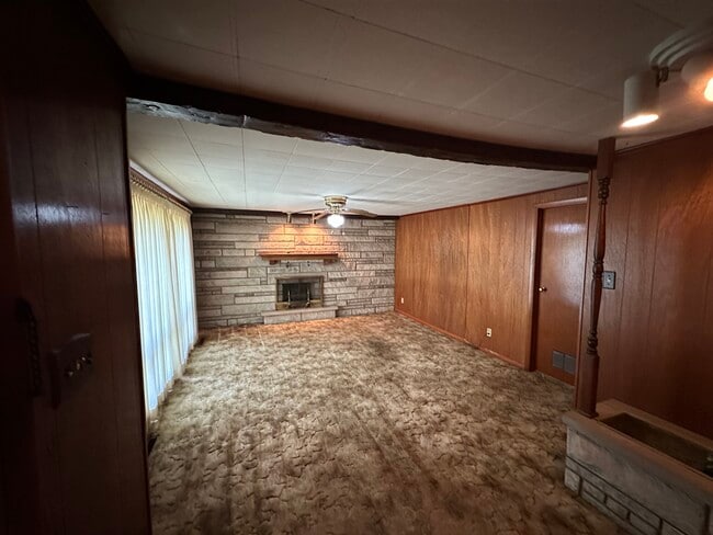 Photo - 409 Lakeview Ave