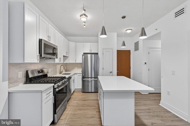 Photo - 2120 Vermont Ave NW Unit 413