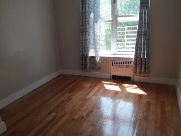 Photo - 361 Dahill Rd