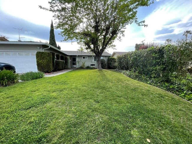 Photo - 4139 Linwood Dr