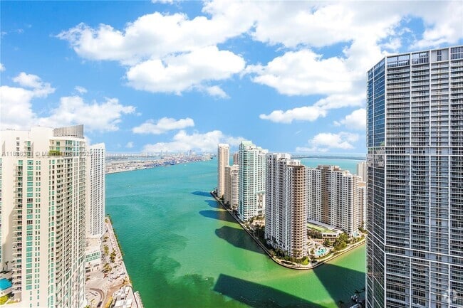 Building Photo - 200 Biscayne Boulevard Way Rental