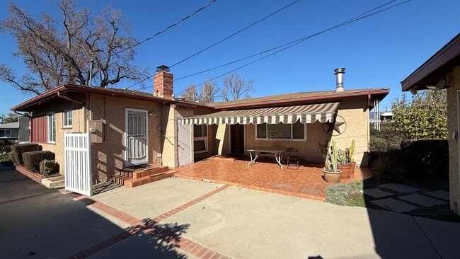 Photo - Large 3 bedroom home on beautifully landscaped lot