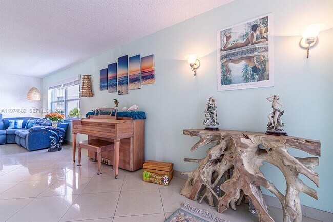 Photo - 121 Golden Isles Dr Unit 201