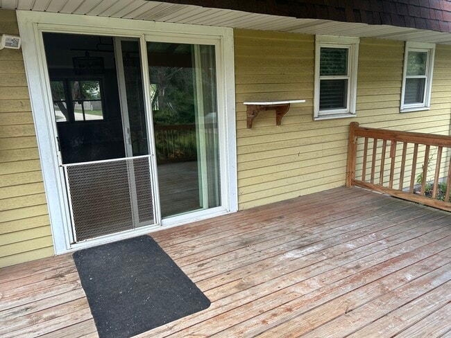 Photo - 2193 Packerland Dr
