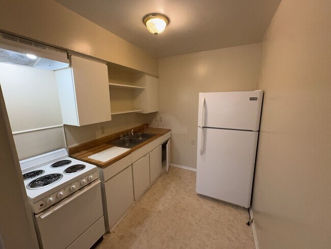 Photo - 1406 Bundrant Dr