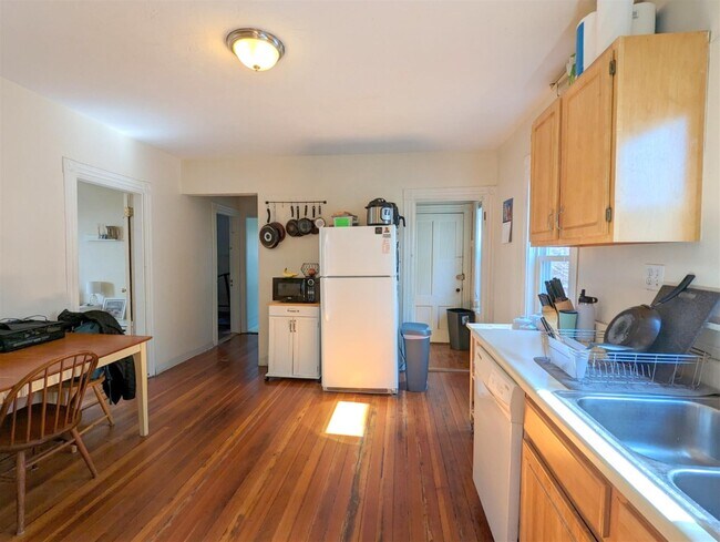 Photo - 58 Gorham St Condo Unit 2