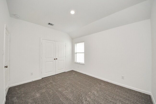 Photo - 22658 Sutherland Bend Ln