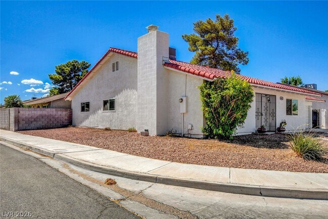 Photo - 4367 S Mojave Rd