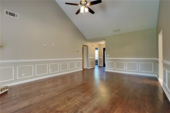 1298 Sierra Ridge Pl SE