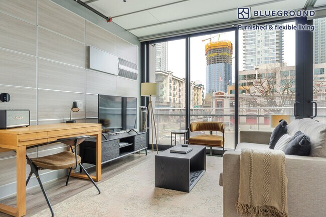 303 Battery St Unit SI FL2-ID762