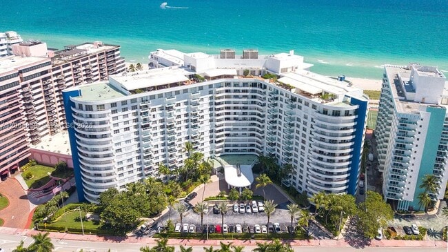 Photo - 5161 Collins Ave Unit 306