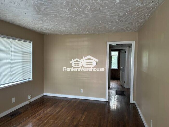 Photo - Affordably priced 3 bedroom, 1 bathroom home with Fence backyard in the West End Subdivision of B...