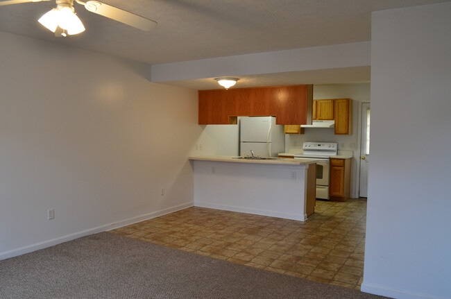 Photo - Charming Broadway Townhome