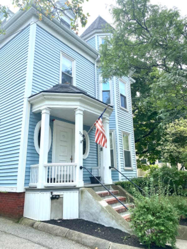 Building Photo - 322 Brookline St Rental