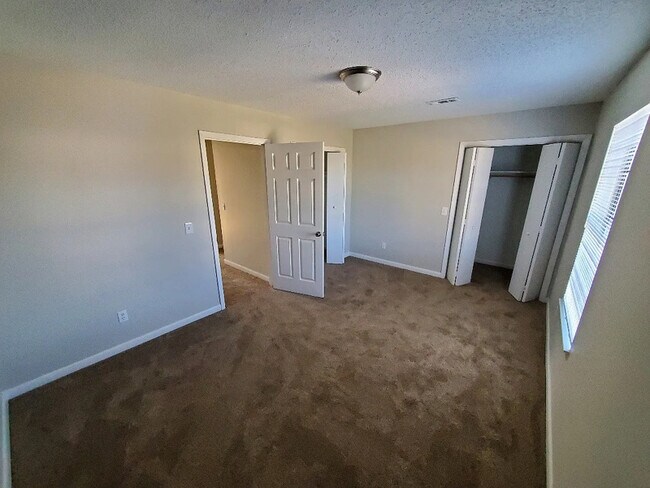 Photo - 1723 Westchester Dr