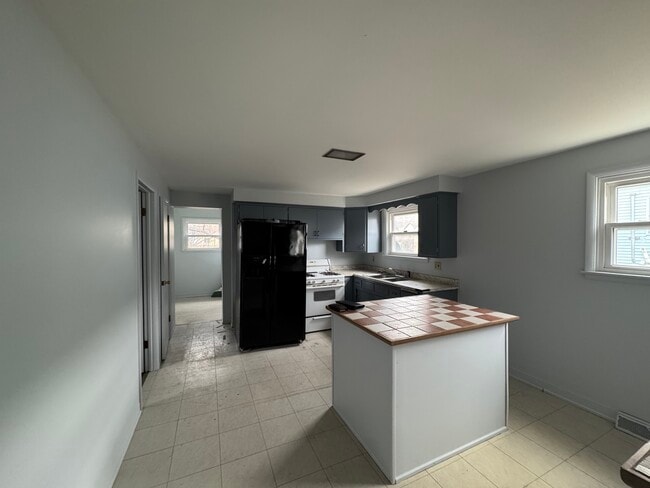 Fotografía del edificio - 4400 Jacob St Unidad First Floor