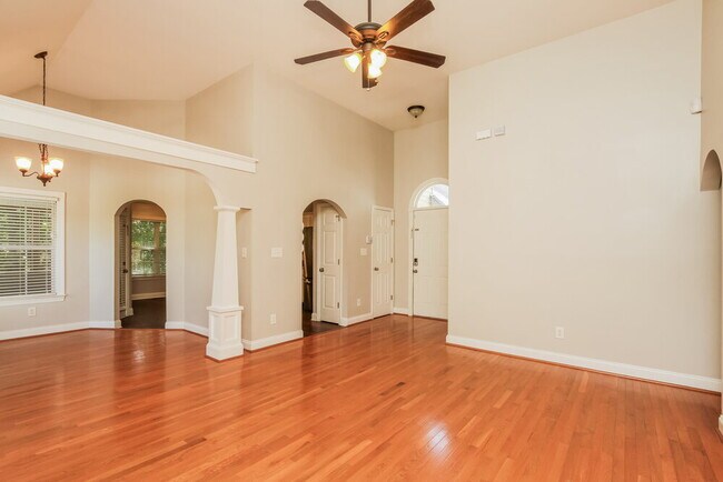 Photo - 2558 Paddle Pl NW