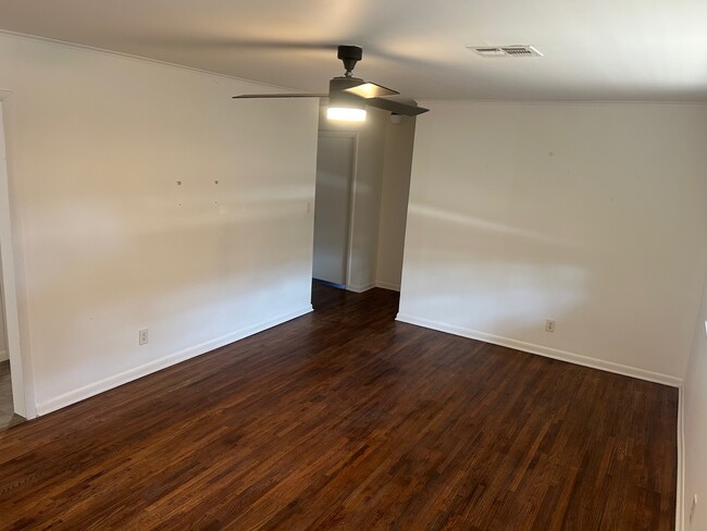 Photo - 502 W Pittsburg Pl