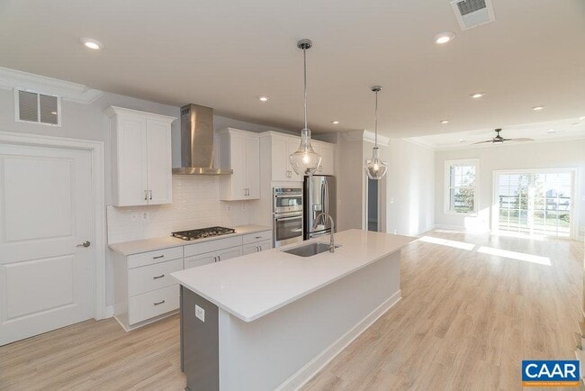 Photo - 86 Crabapple Ln