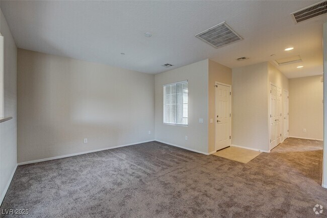 Building Photo - 6868 Sky Pointe Dr Unit 2092 Rental