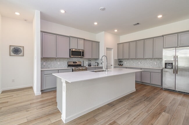 Photo - 18931 Eliza Crk Ln