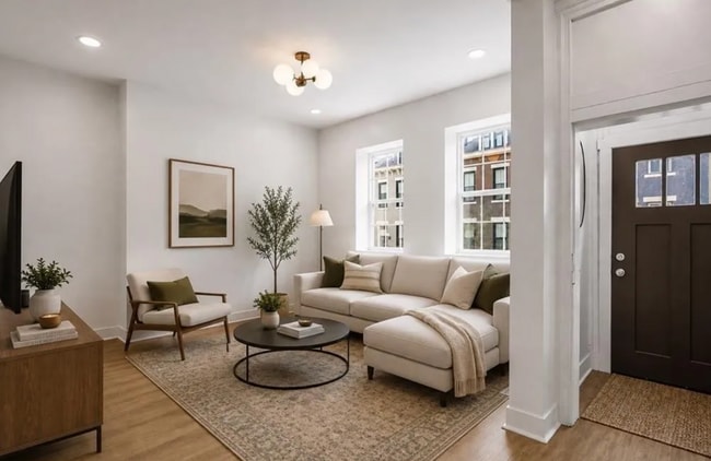 2013 Forbes Ave